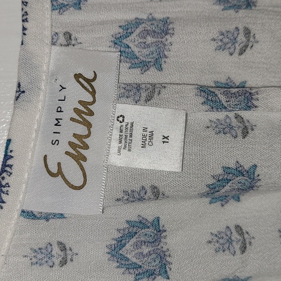 Simply Emma Blue and White Boho Tunic - Picture 2 of 8